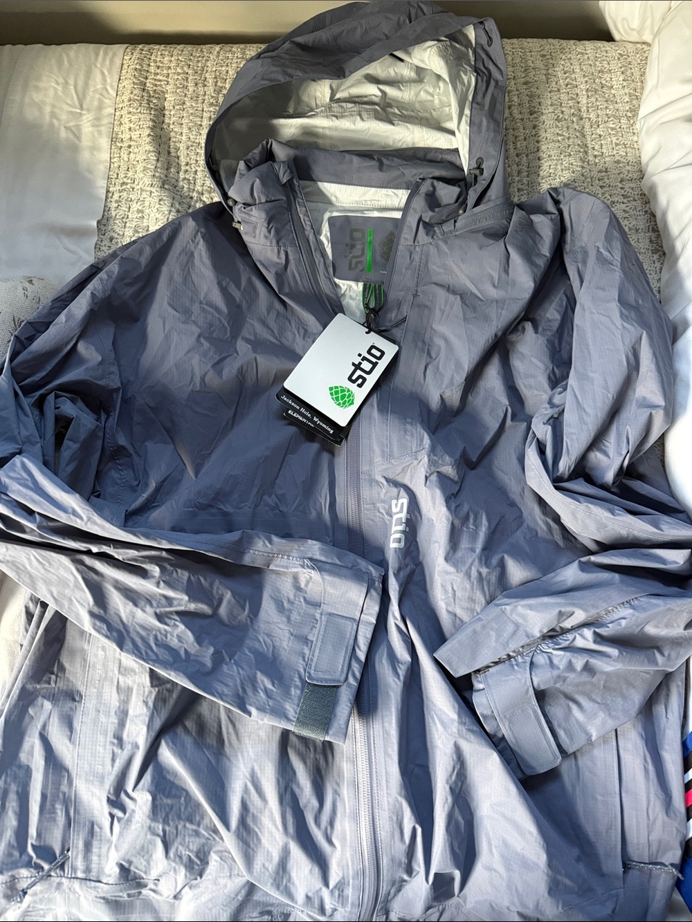 Stio slate gray lightweight hooded shell